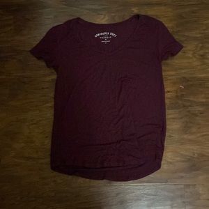 v neck tee